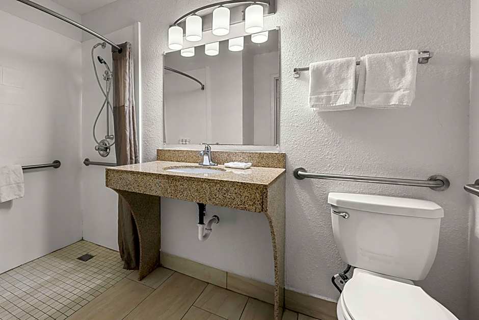 Americas Best Value Inn Hamilton