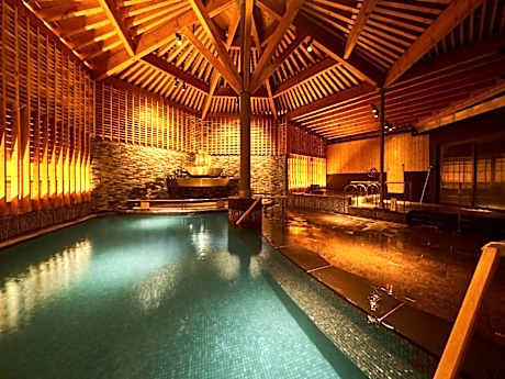 Standard Room B Japanese-Western style room with balcony, 2 beds, non-smoking