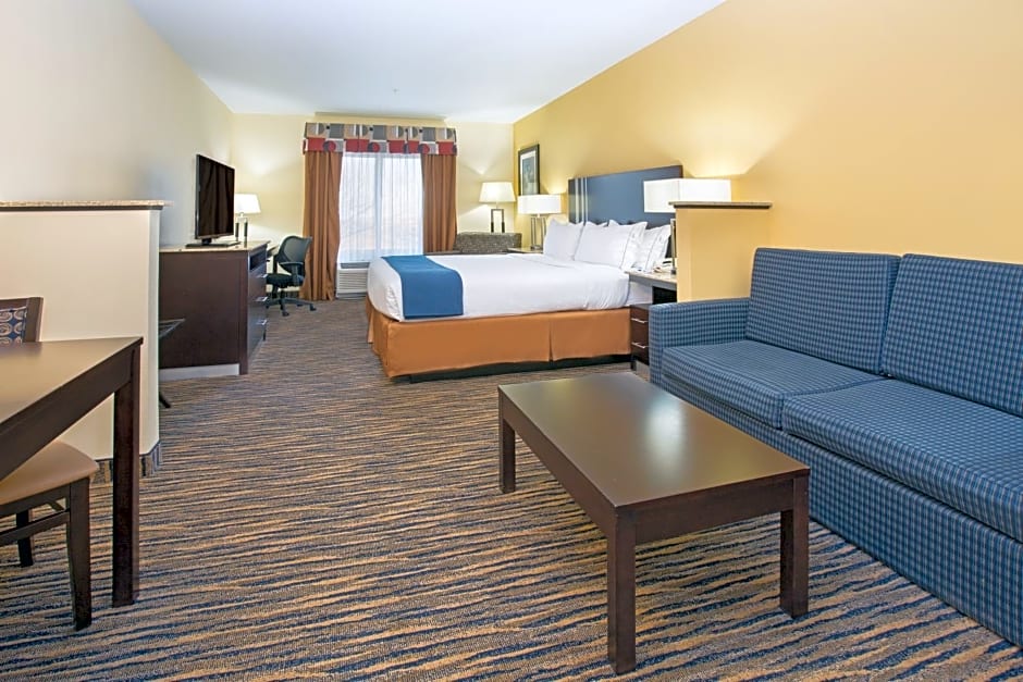 Holiday Inn Express & Suites Denver North - Thornton