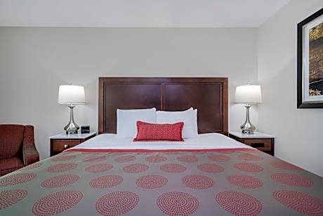 King Room - Mobility Access/Non-Smoking