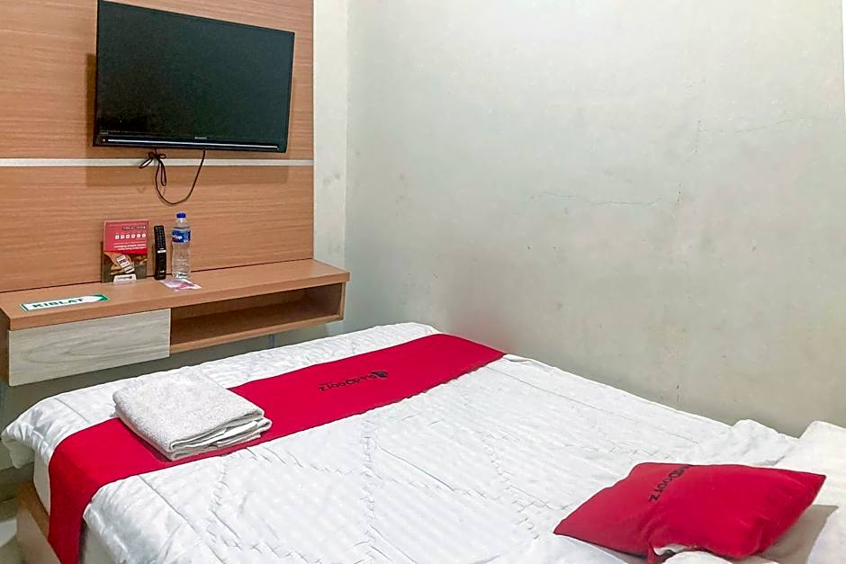 RedDoorz Syariah @ Boemi Guesthouse Tasikmalaya