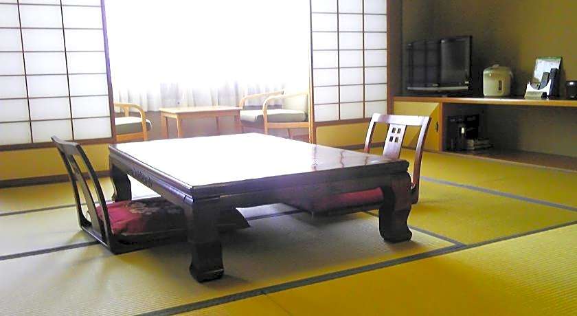 Route Inn Grantia Komatsu-Airport