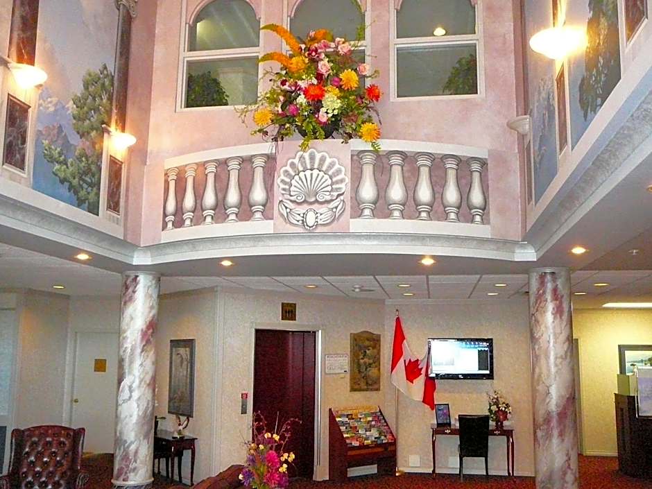 Coast Abbotsford Hotel & Suites