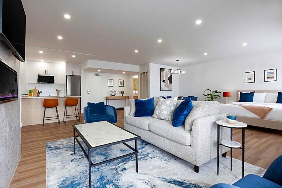 Strata Hotel