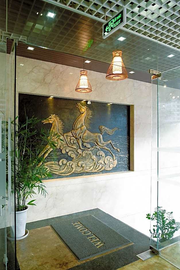 Waikiki Beach Hotel Da Nang