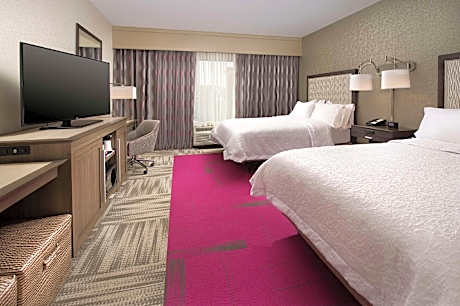 1 King Mobility Access With Tub Nonsmoking