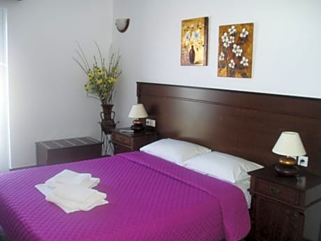 Suite, Sea View