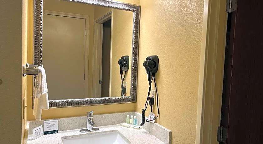 Quality Inn Des Moines North