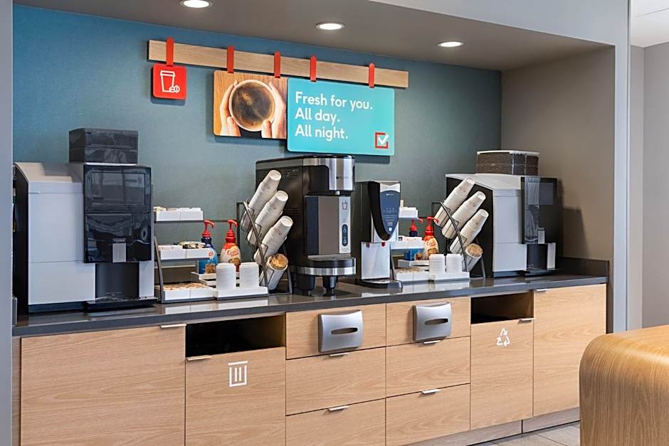 avid hotels - Toronto - Vaughan Southwest By IHG