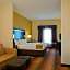 Holiday Inn Express Hotel & Suites Prattville South