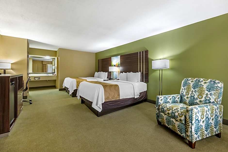 Quality Inn Paris