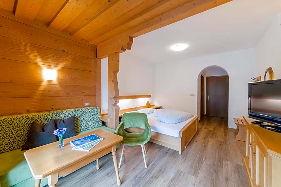 Pension Apartments Pardell