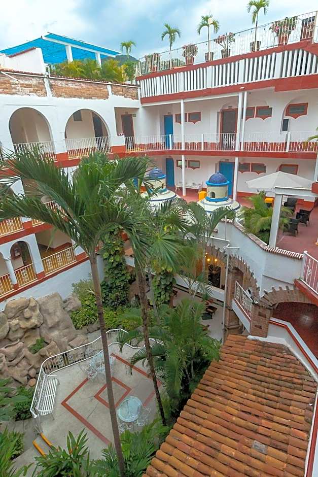 Hotel Encino