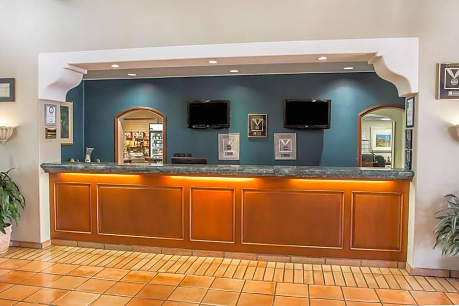 Quality Suites Downtown San Luis Obispo