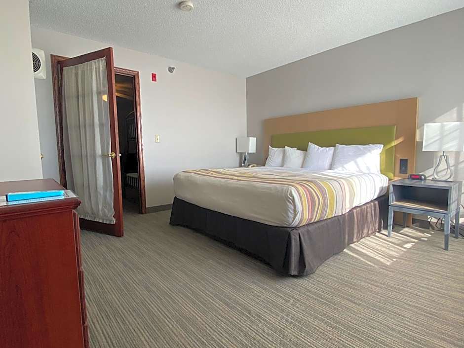 Country Inn & Suites by Radisson, Elk River, MN