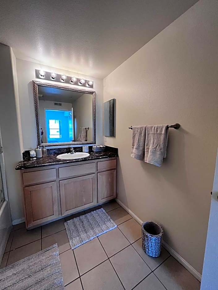 SoCal Lux on Miramar