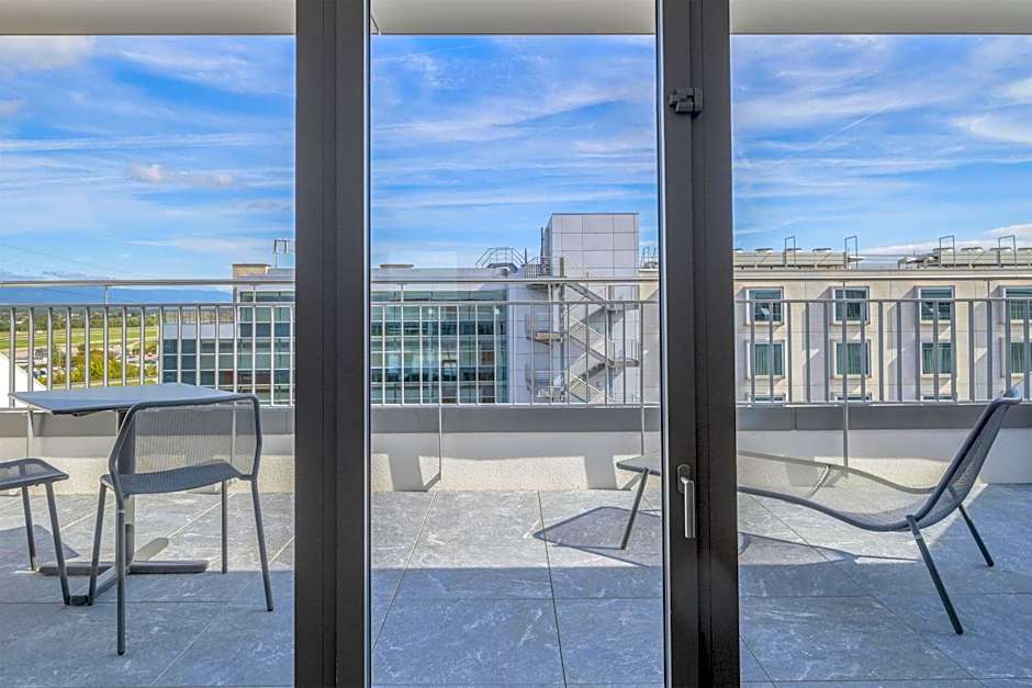 Hilton Geneva Hotel and Conference Centre