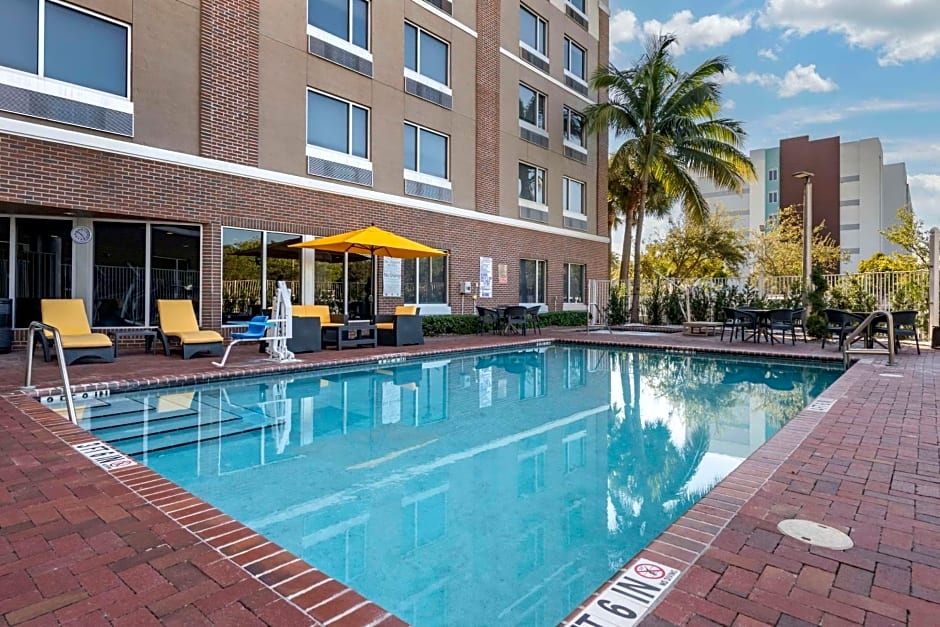 Cambria Hotel Ft Lauderdale Airport South Cruise Port Dania Contact us