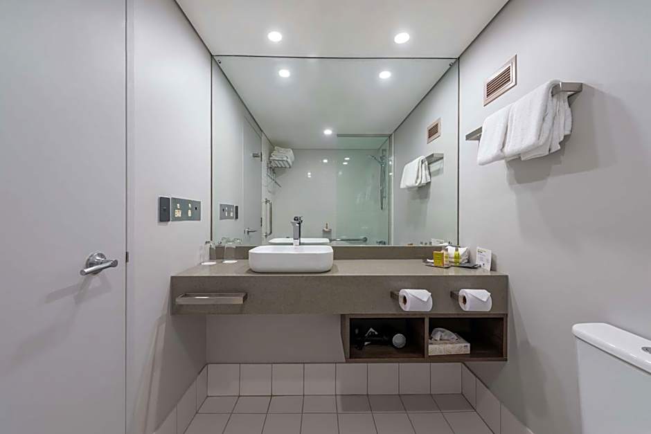 DoubleTree By Hilton Alice Springs