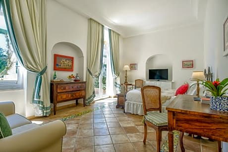 Junior Suite with Mountain View