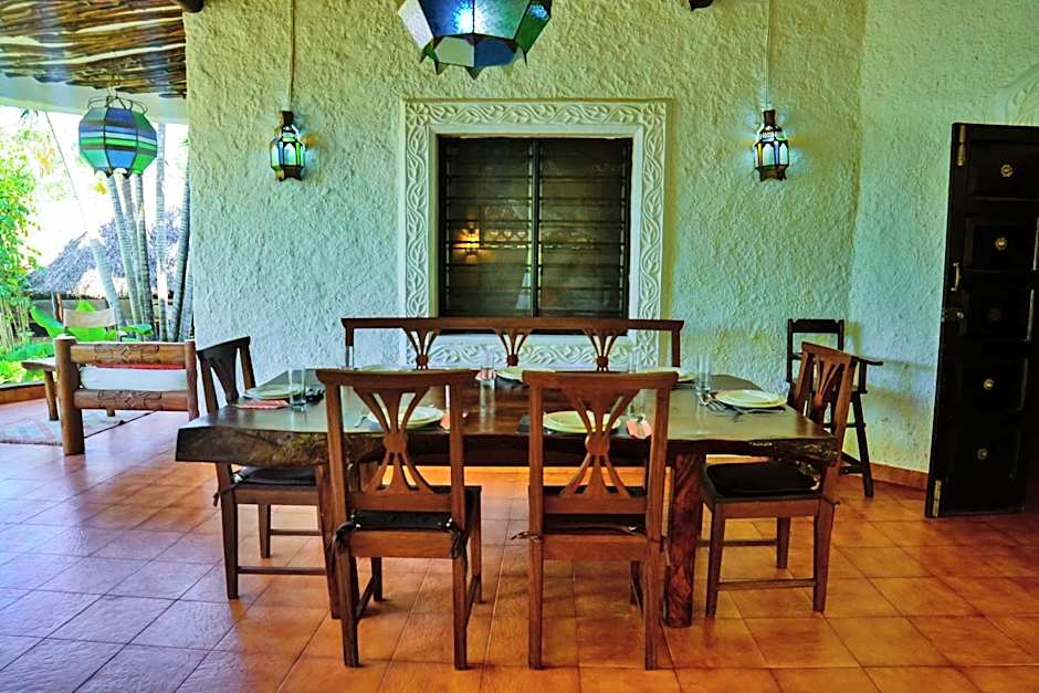 Upani in Diani with complimentary cook
