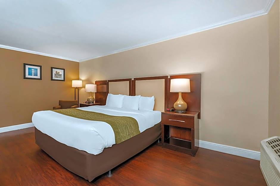Comfort Inn Oceanside Deerfield Beach
