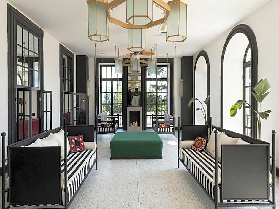 Esquisse Design Hotel