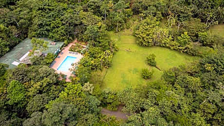 Lands In Love Hotel And Resort