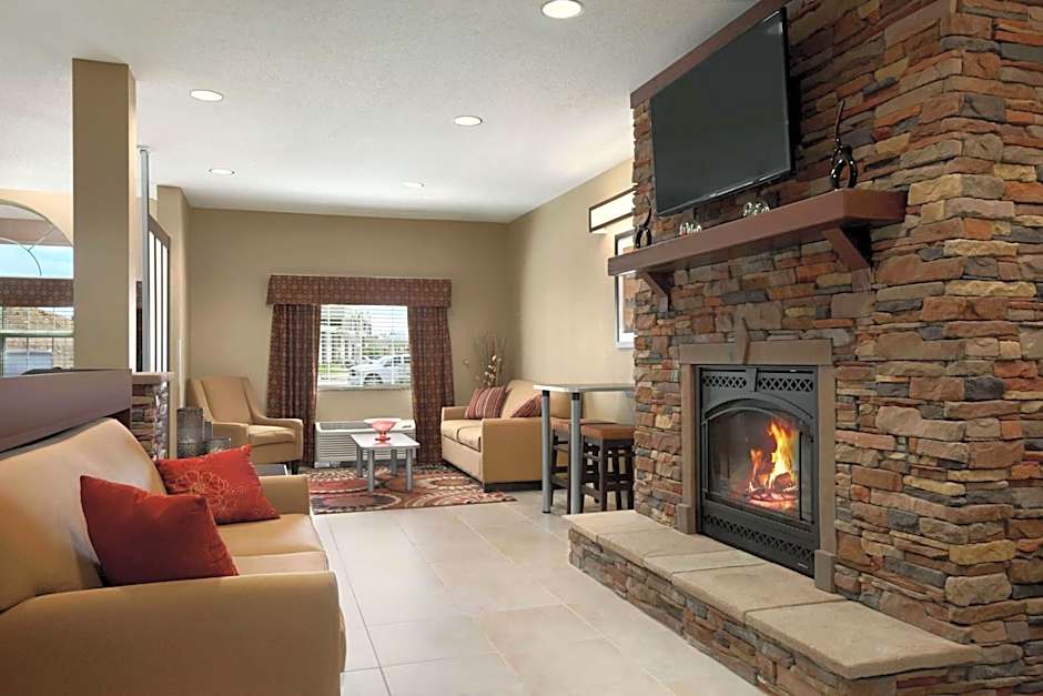 Microtel Inn & Suites by Wyndham St Clairsville/Wheeling