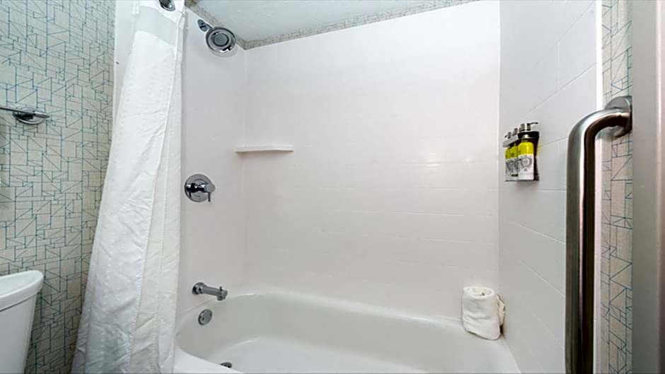 Holiday Inn Express Cincinnati West By IHG