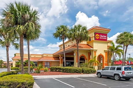 Clarion Inn & Suites Kissimmee-Lake Buena Vista South
