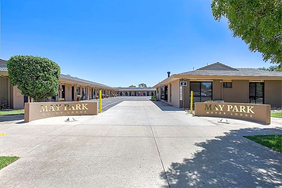 Comfort Inn May Park