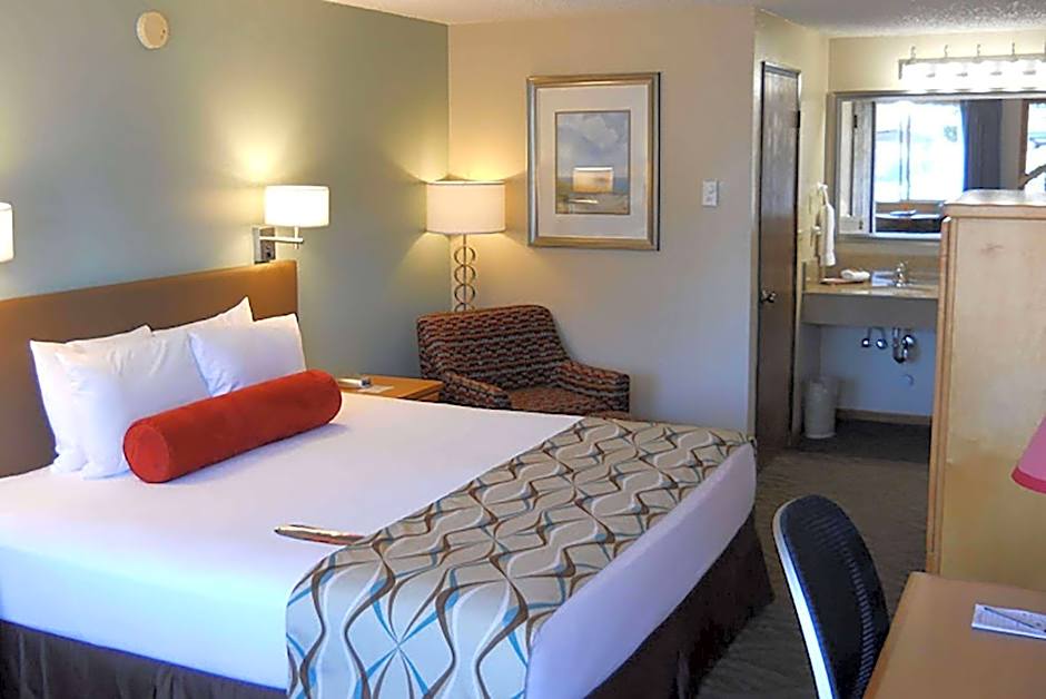 Super 8 by Wyndham Florence OR