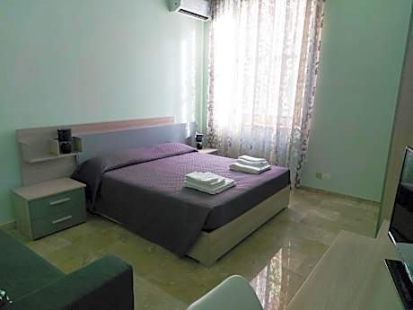 Triple Room with Private Bathroom