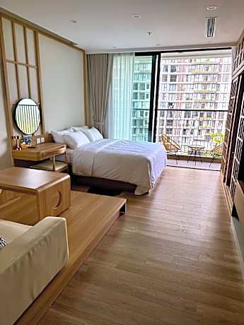 Japanese design beautiful lake view Onsen Ecopark