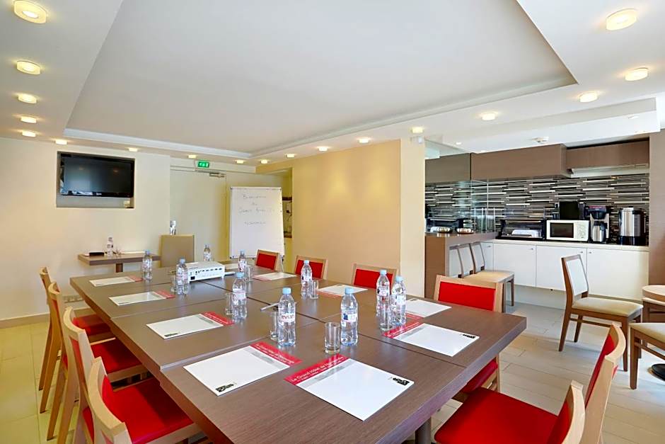 Le Grand Hotel De Normandie