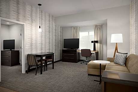 One-Bedroom King Suite with Sofa Bed - Mobility/Hearing Accessible with Roll-In Shower