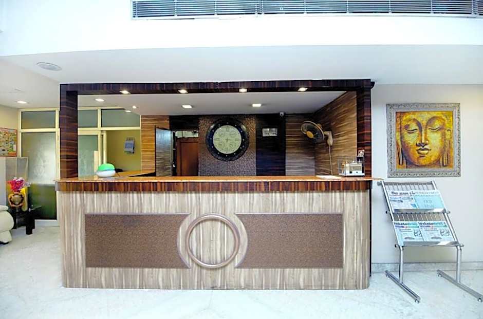 Hotel Punnu International