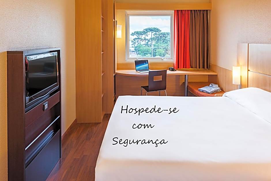 Ibis Curitiba Aeroporto