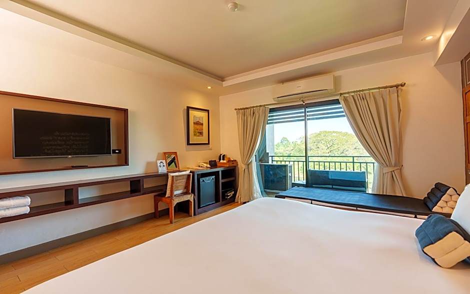 Brown House Hotel