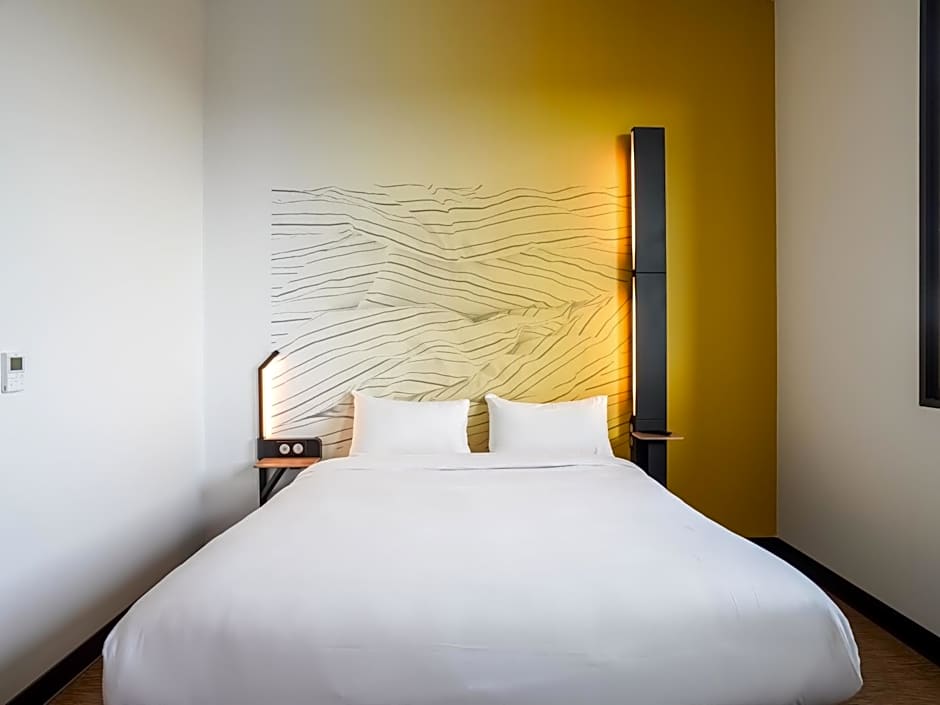 B&B HOTEL Paris Porte d'Orléans