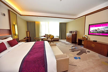 Executive King Room