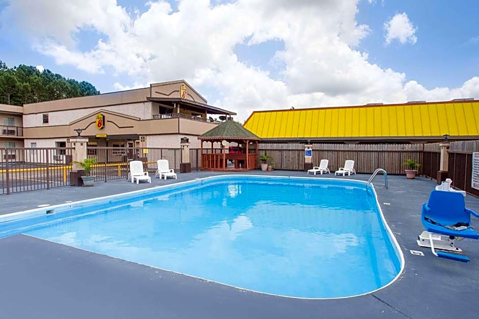 Super 8 by Wyndham Monticello AR