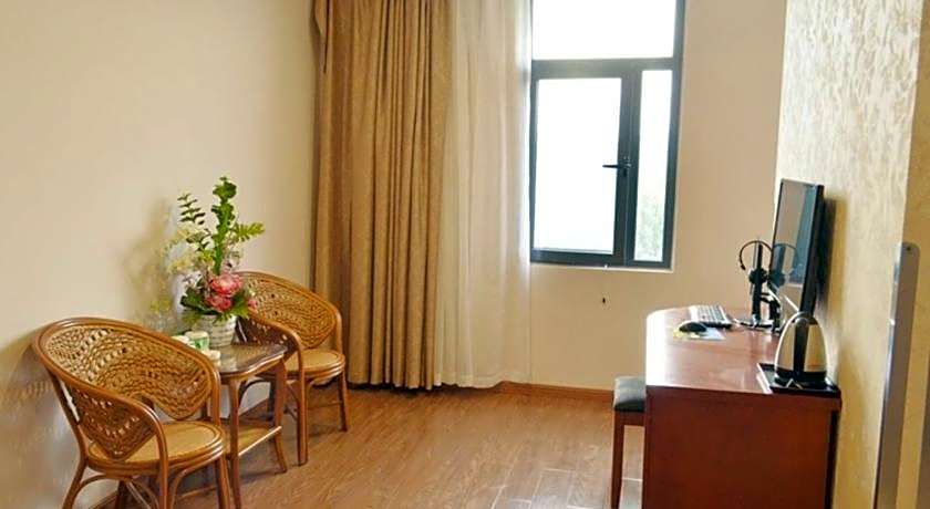 GreenTree Inn Qingdao Jiaozhou Bus Terminal Station Haier Avenue Express Hotel