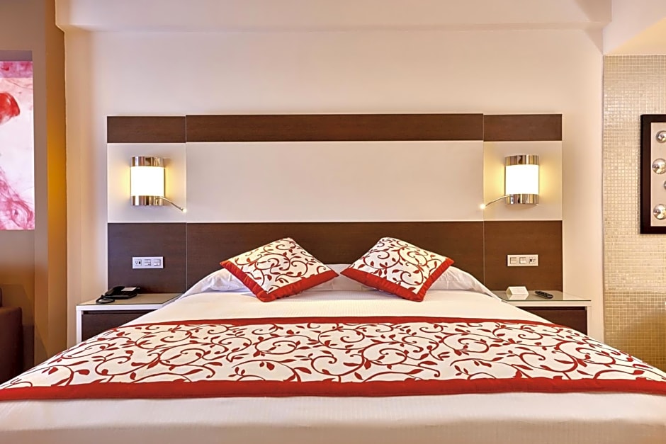 Riu Palace Costa Mujeres - All Inclusive