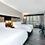 Holiday Inn Express & Suites Jersey City - Holland Tunnel by IHG