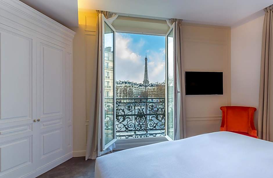 Photo 1 of 6 of Prestige, Eiffel Tower View, Balcony