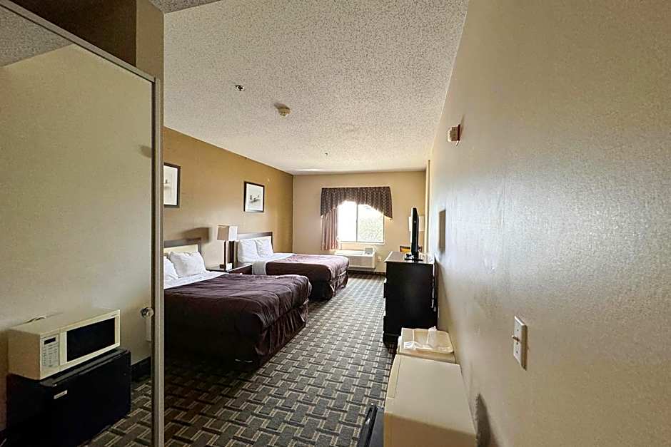 FairBridge Inn & Suites Batavia-Darien Amusement Park