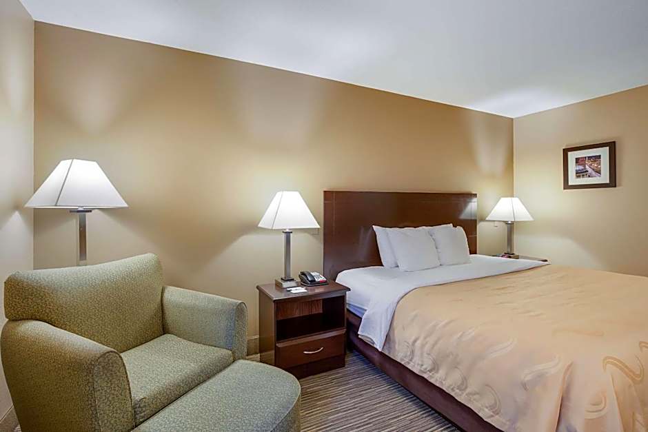 Quality Inn I-70 Near Kansas Speedway