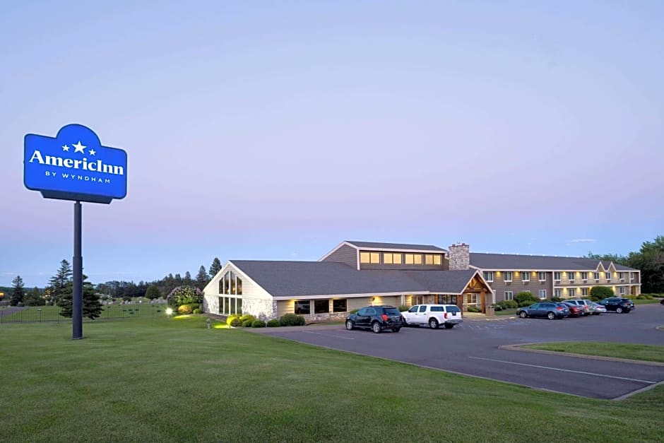 AmericInn by Wyndham Two Harbors Near Lake Superior